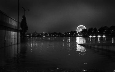 Luc Dartois 2016 - Paris by night flood, Ferris Wheel