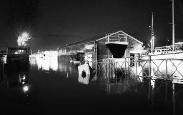 Luc Dartois 2018 - Paris by night flood, Marina