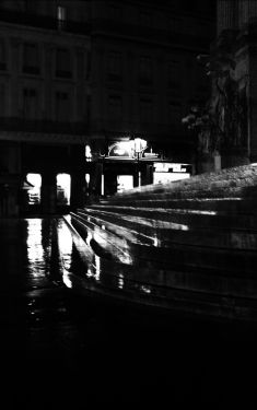 Luc Dartois 2019 - Paris by night under the rain, Garnier Opera (3)