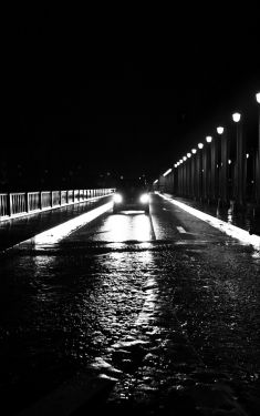 Luc Dartois 2019 - Paris by night under the rain, Bir-Hakeim bridge (2)
