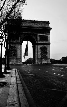 Luc Dartois 2020 - Paris under containment, L‘Arc de Triomphe