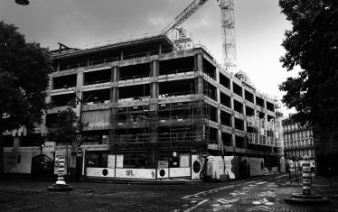 Luc Dartois 2020 - Paris sous confinement, Avenue Marceau