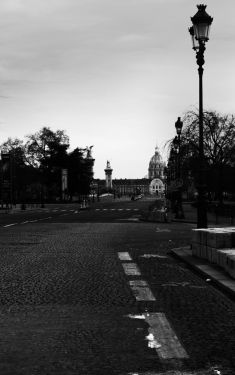 Luc Dartois 2020 - Paris under containment, Invalides (2)