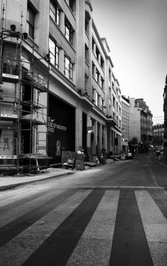 Luc Dartois 2020 - Paris under containment, Quentin Bauchard Street
