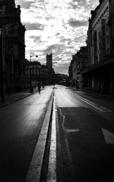 Luc Dartois 2020 - Paris under containment, Rivoli Street (9)