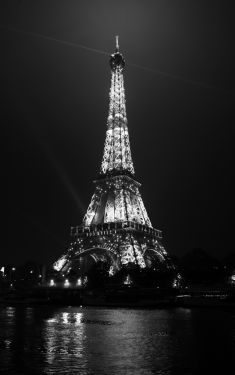 Luc Dartois 2020 - Paris under containment, Eiffel Tower "You were here"