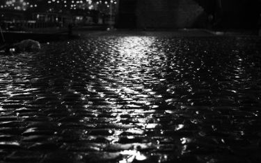 Luc Dartois 2008 - Paris by night under the rain, reflections on paving stones