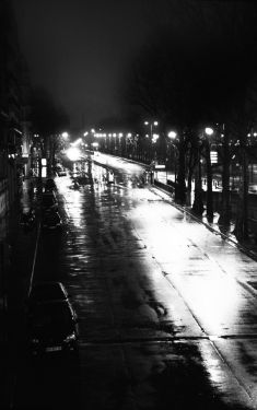 Luc Dartois 2008 - Paris la nuit sous la pluie, La rue (3)