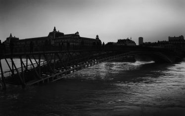 Luc Dartois 2016 - Paris flood, Leopold Sedar Senghor footbridge