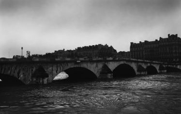 Luc Dartois 2016 - Paris flood, Royal Bridge