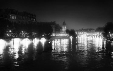 Luc Dartois 2016 - Paris la nuit inondations, Ile de la Cité