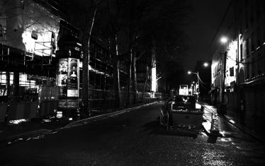 Luc Dartois 2019 - Paris by night under the rain, La Chapelle Boulevard