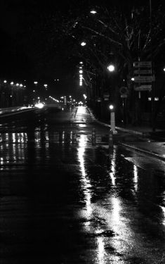 Luc Dartois 2019 - Paris la nuit sous la pluie, Voie Georges Pompidou
