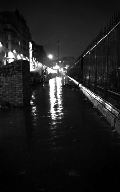Luc Dartois 2019 - Paris by night under the rain, Rome Street
