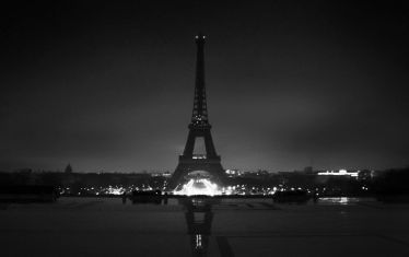 Luc Dartois 2019 - Paris by night under the rain, Eiffel Tower (3)