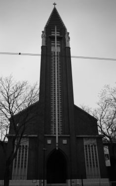 Luc Dartois 2020 - Paris sous la pluie, Eglise Saint-Antoine de Padoue
