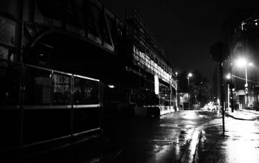Luc Dartois 2020 - Paris la nuit sous la pluie, Pont de Bir-Hakeim (6)