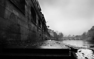 Luc Dartois 2021 - Paris under the rain, Grands Augustins bank and "Pont Neuf"